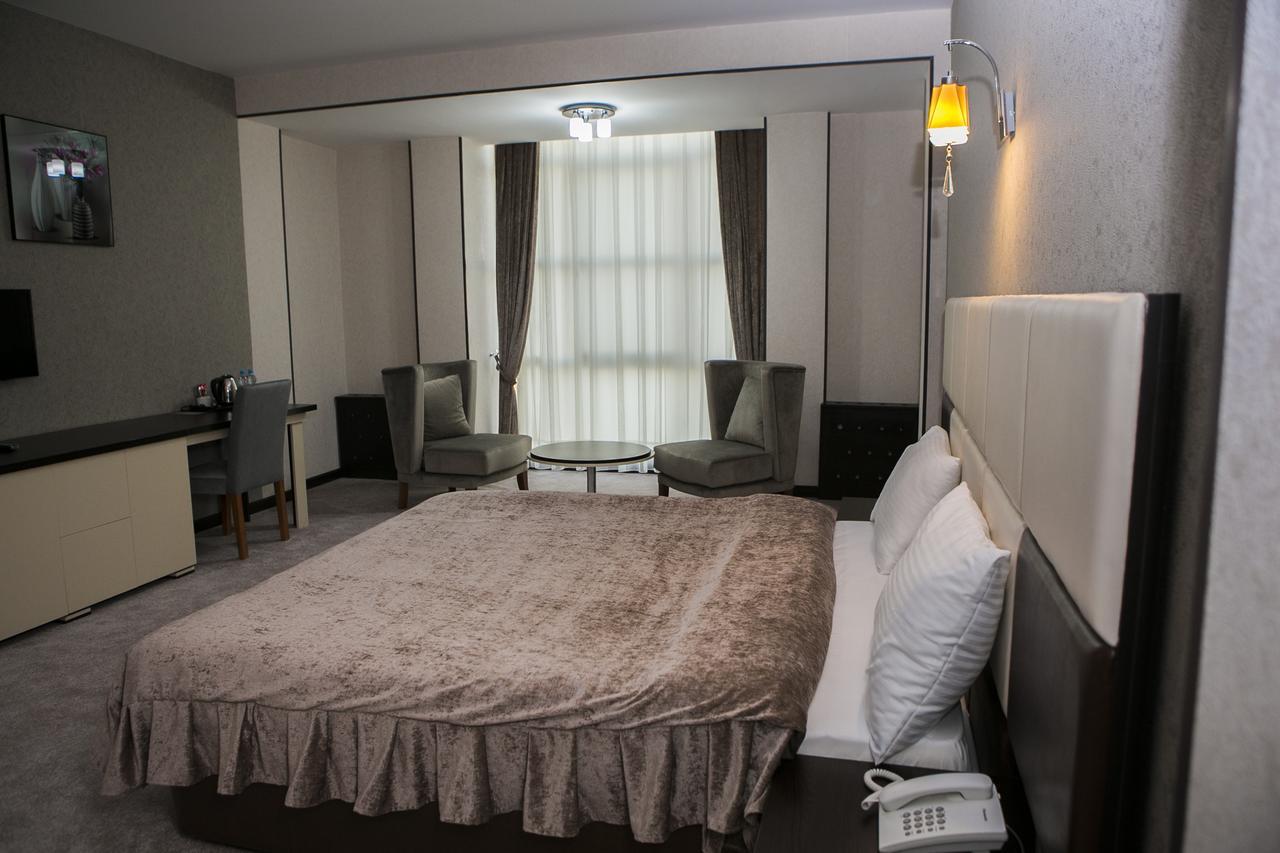Azalea Hotel บากู ภายนอก รูปภาพ