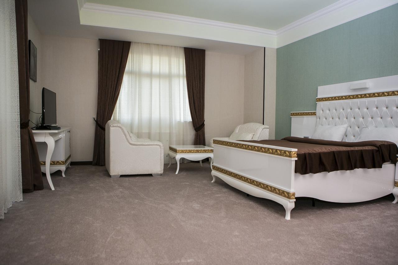 Azalea Hotel บากู ภายนอก รูปภาพ