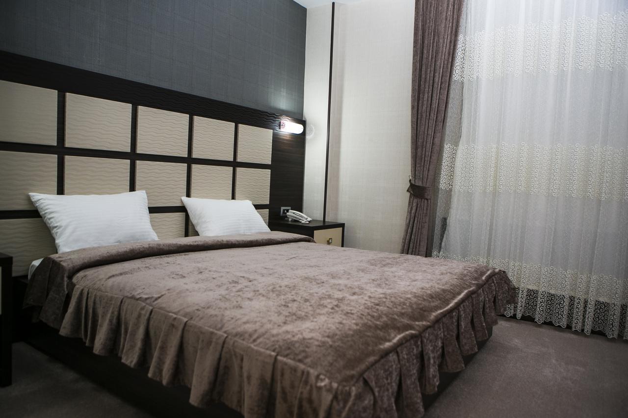 Azalea Hotel บากู ภายนอก รูปภาพ